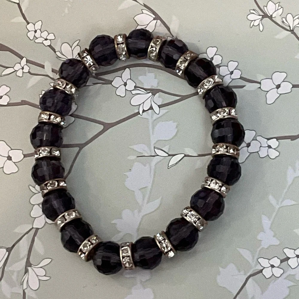 ❄️ Plunder | Elegant Purple/Silver Beaded Bracelet